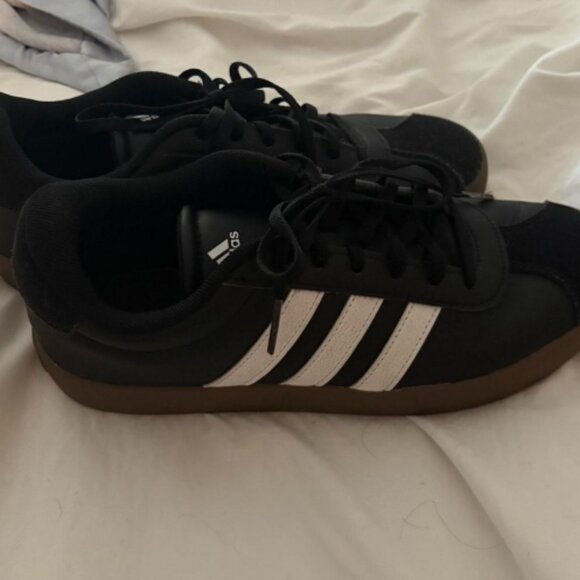 Adidas VL court black and white Mens Size 6 - Picture 3 of 4